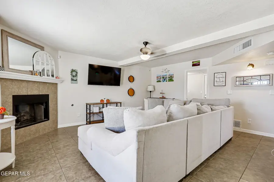 11980 Mesquite Miel Drive, El Paso, TX 79934 - Image #3