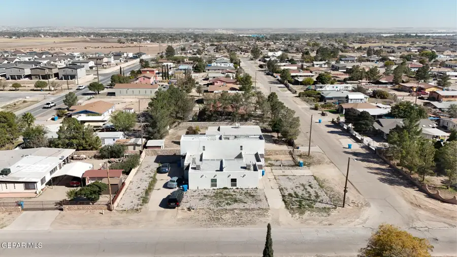 421 Panahi Road, Socorro, TX 79927 - Image #2