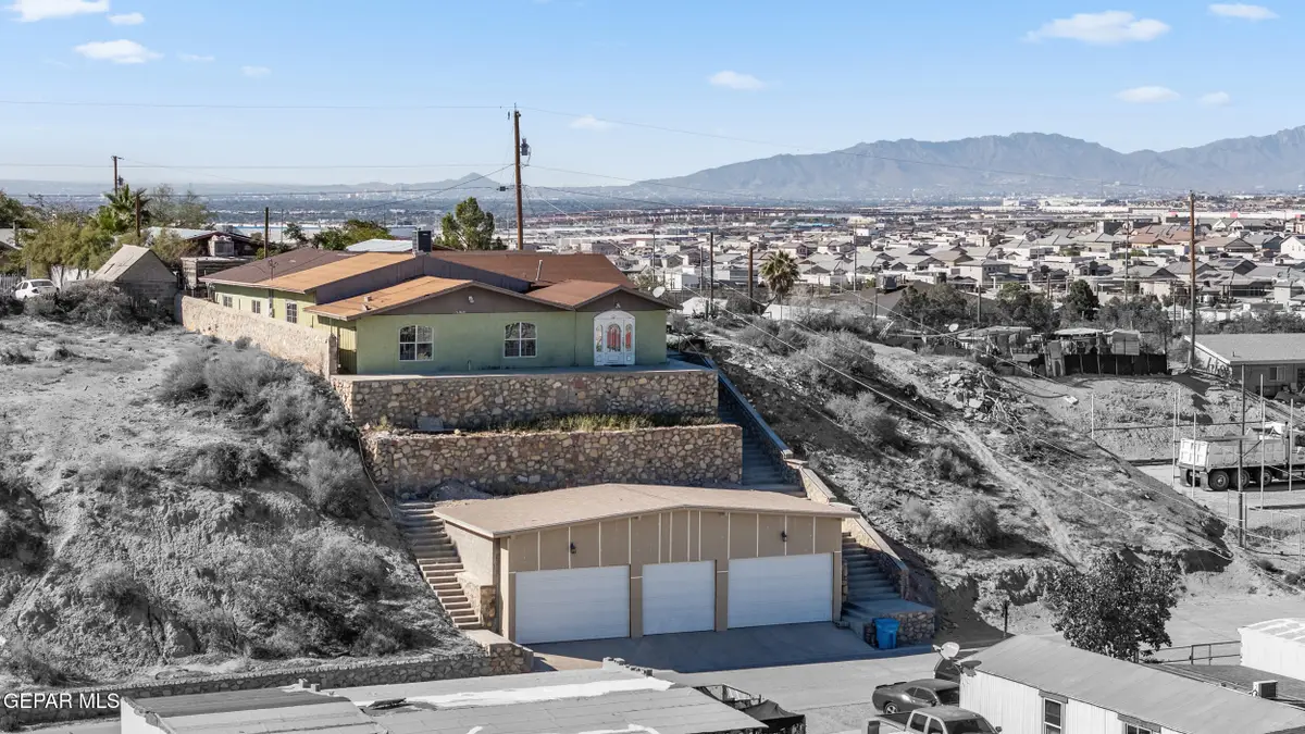 167 Loyola Lane, El Paso, TX 79928 - Image #1