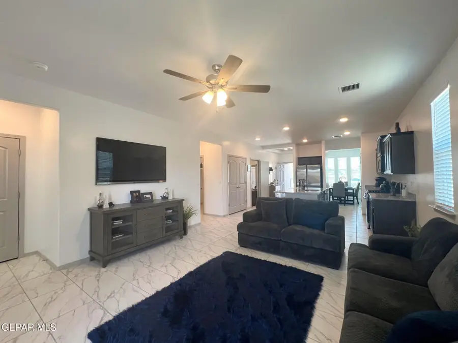 10704 Aaron Street, El Paso, TX 79924 - Image #3