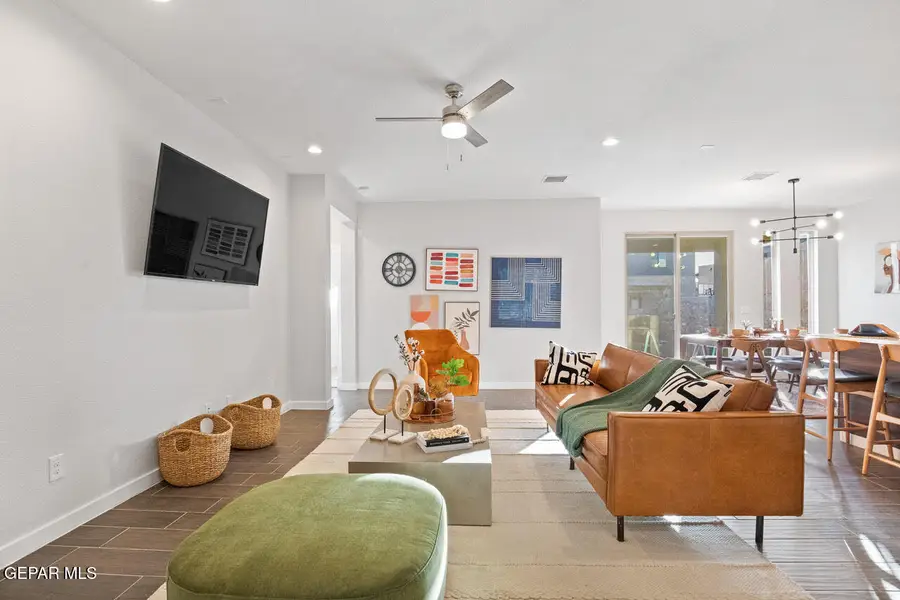 245 Emerald Tower Drive, Horizon City, TX 79928 - Image #3