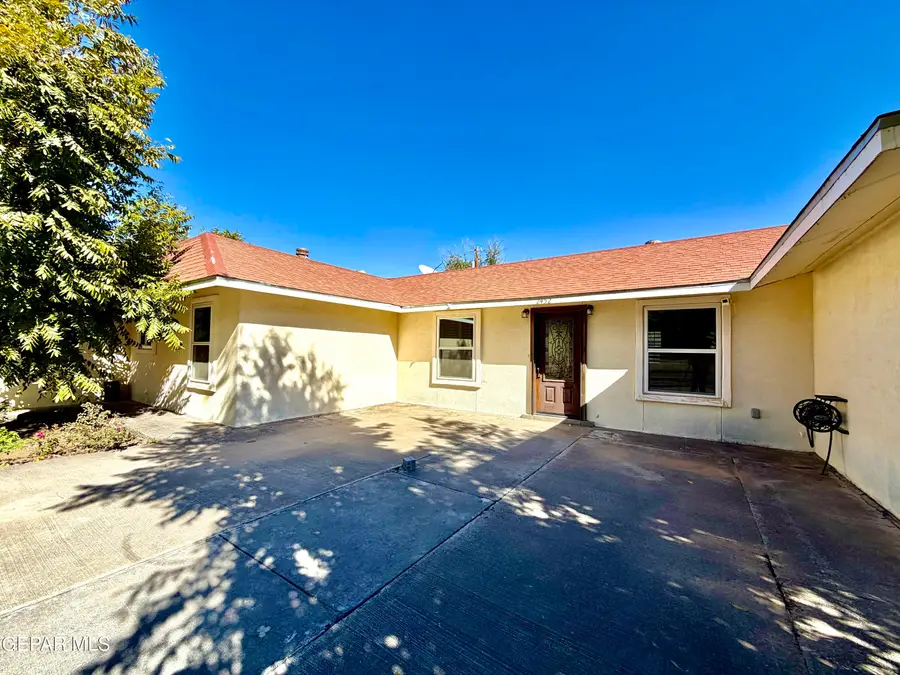 2452 W O'hara Road, Anthony, NM 88021 - Image #2