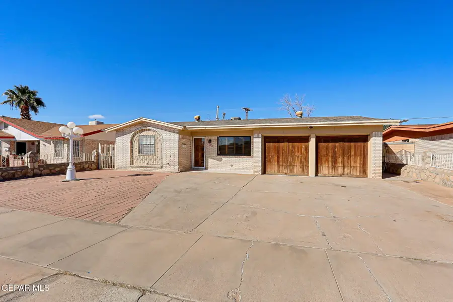 7952 Broadway Drive, El Paso, TX 79915 - Image #3