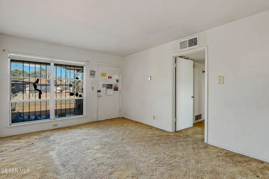 10085 Ontario Avenue, El Paso, TX 79924 - Image #2