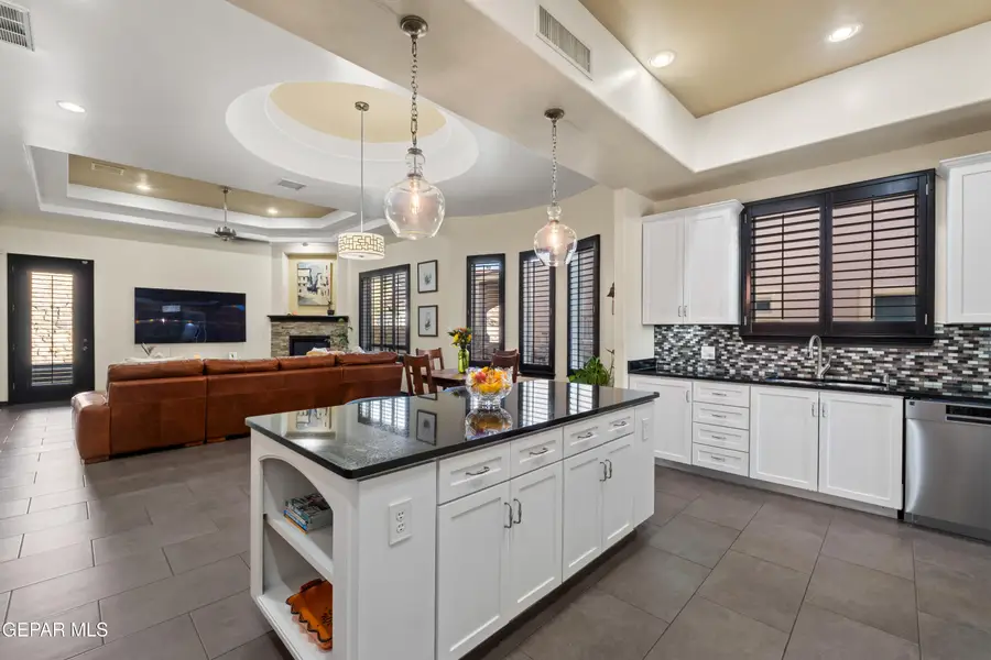 1444 Franklin Dell Street, El Paso, TX 79912 - Image #3