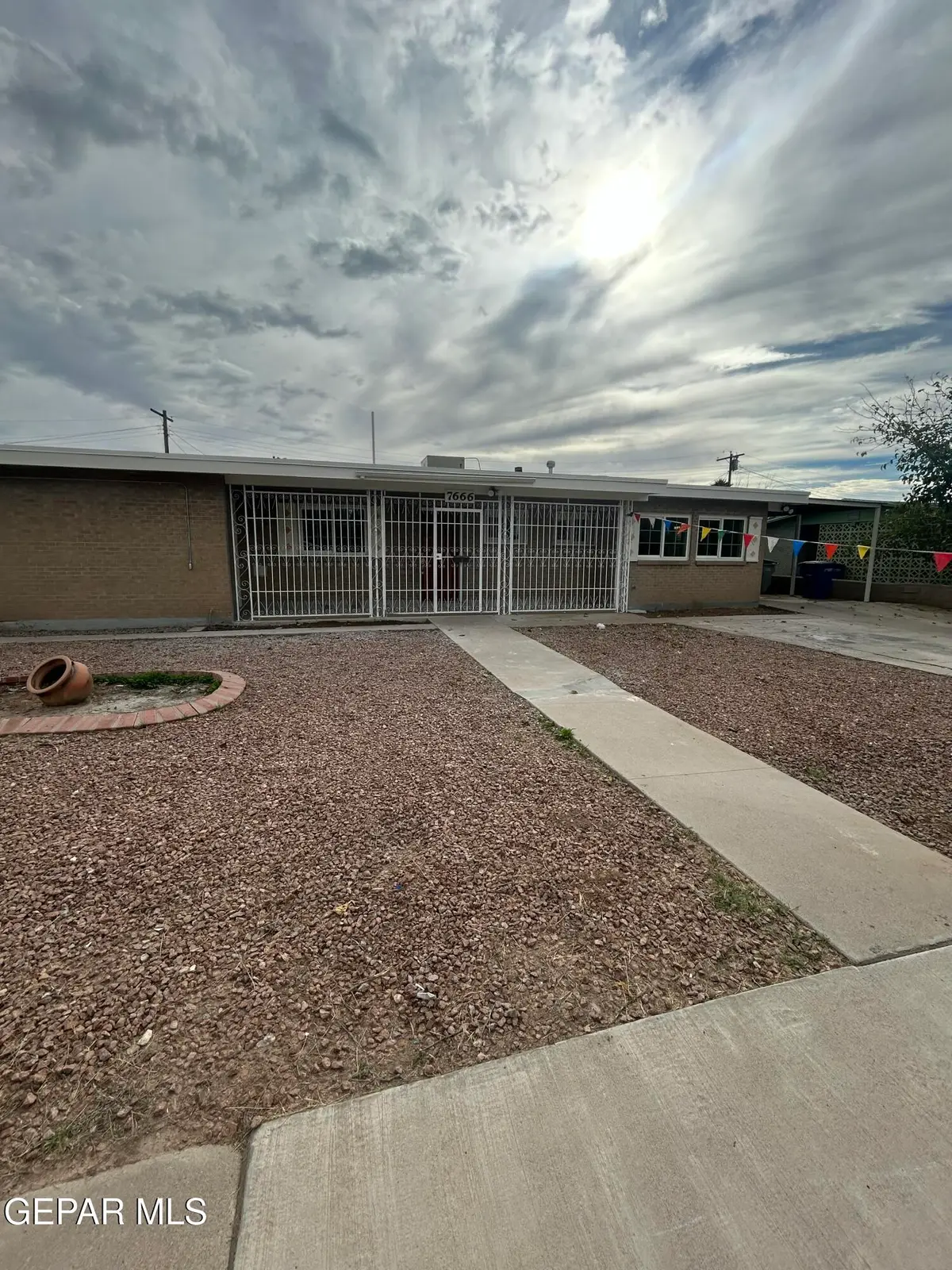 7666 Franklin Drive, El Paso, TX 79915 - Image #1