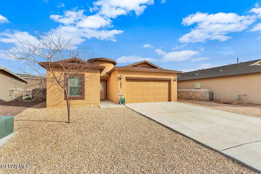 12032 N Breeze Place, El Paso, TX 79934 - Image #2