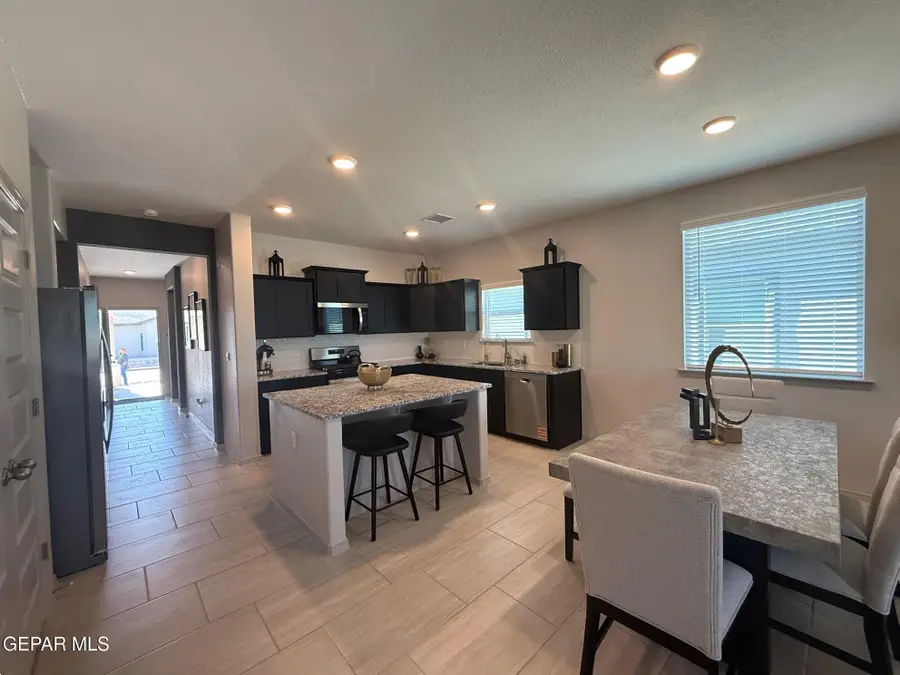 10720 Jay Novacek Street, El Paso, TX 79924 - Image #2