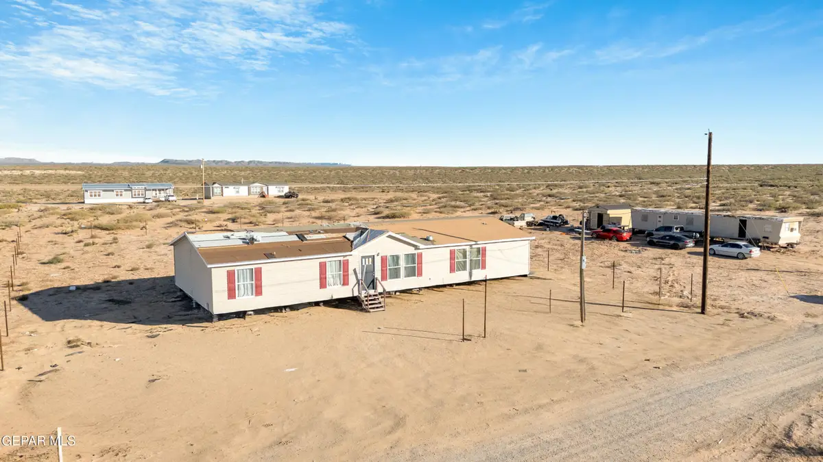 332 Richland Street, Horizon City, TX 79928 - Image #1