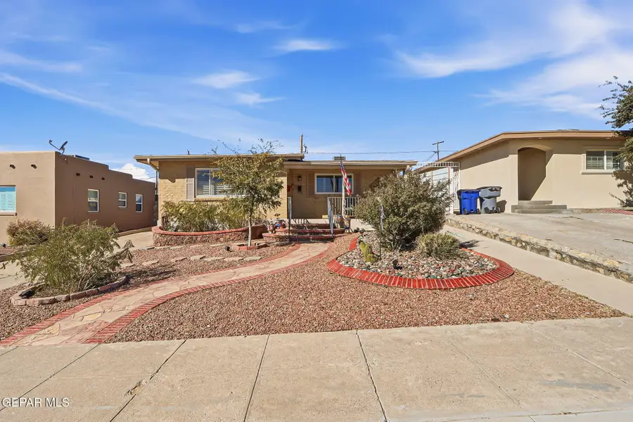1635 Saint Johns Drive, El Paso, TX 79903 - Image #2