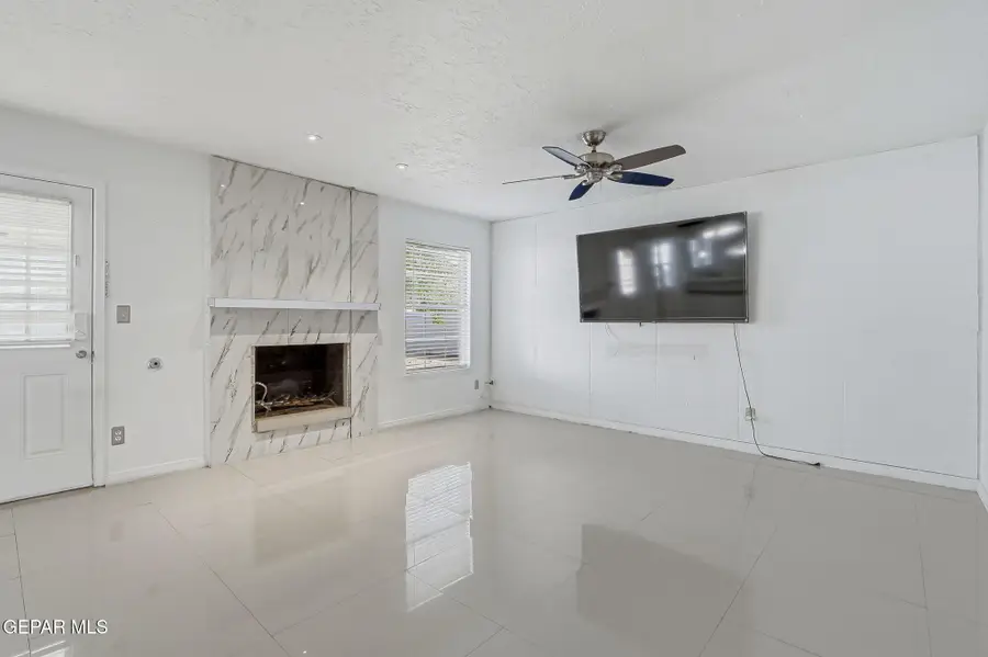 1516 Jim Colbert Lane, El Paso, TX 79936 - Image #2