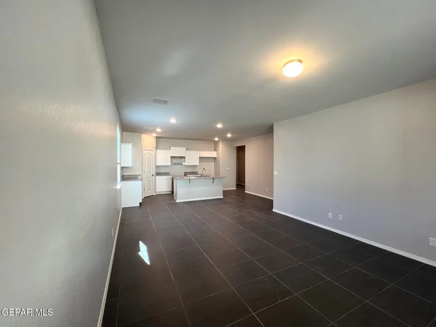 10708 Michael Irvin Street, El Paso, TX 79924 - Image #3