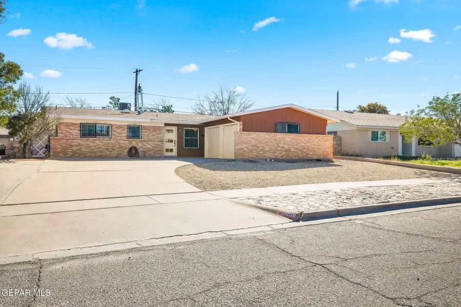 10208 Suez Drive, El Paso, TX 79925 - Image #2