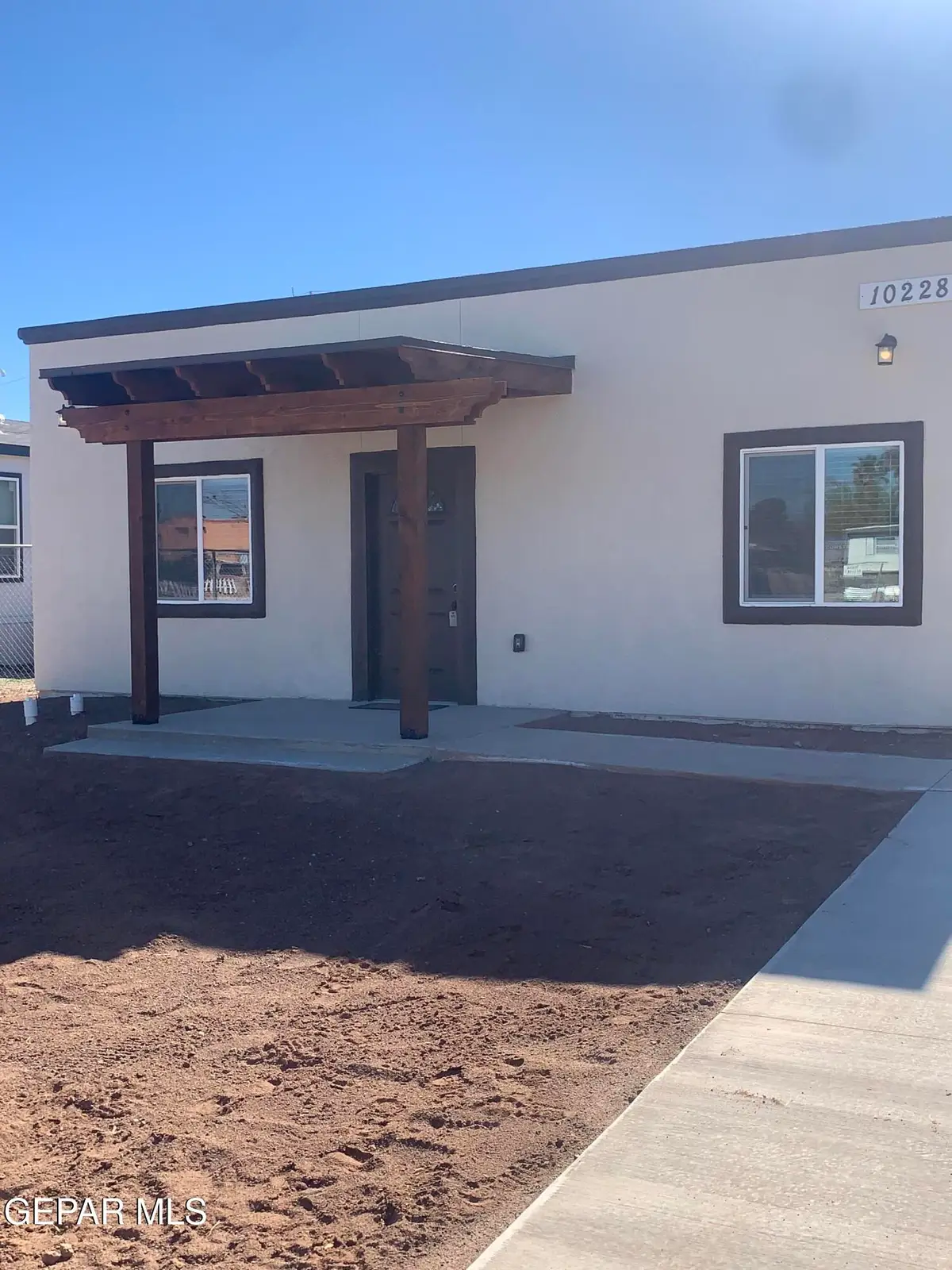 10228 Hatchet Road, Socorro, TX 79927 - Image #1