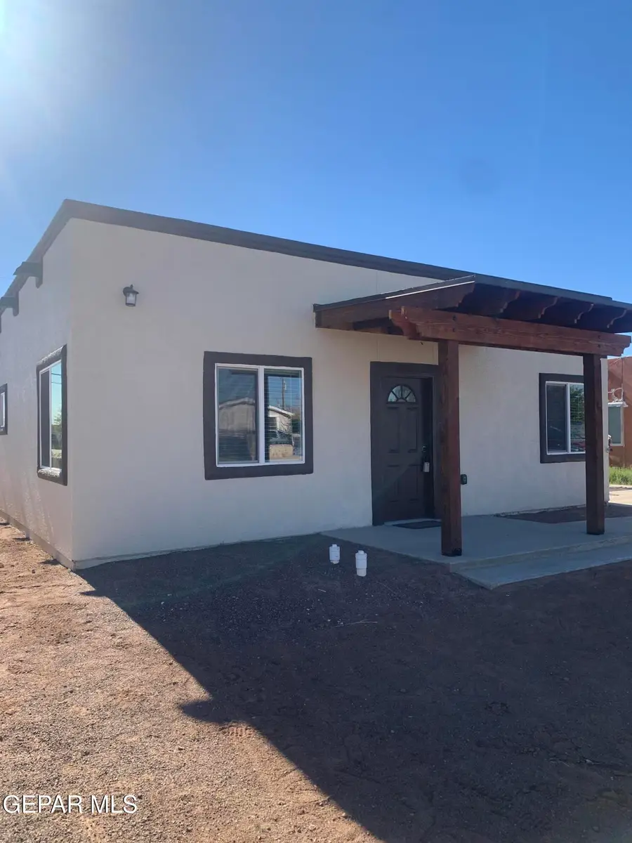 10228 Hatchet Road, Socorro, TX 79927 - Image #2