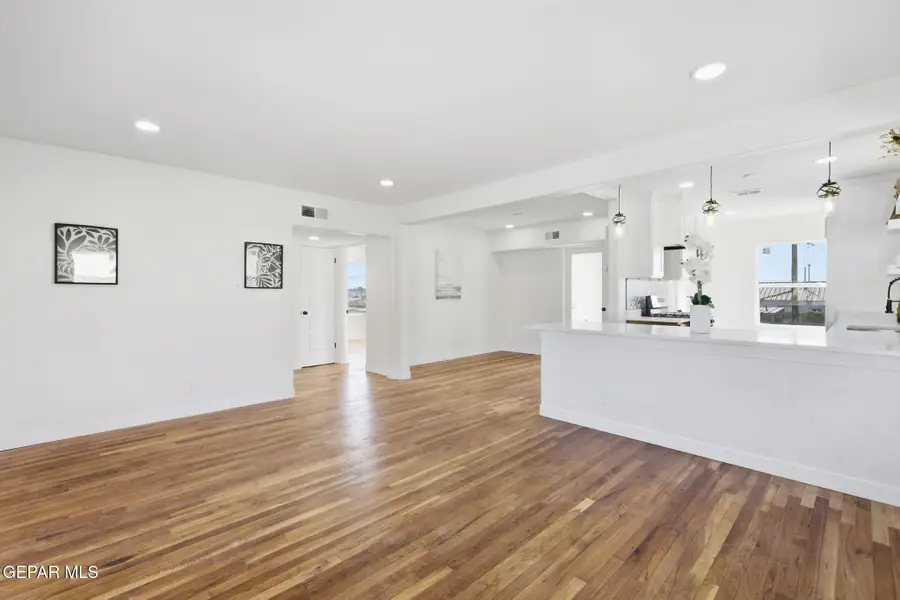 3710 Frankfort Avenue, El Paso, TX 79930 - Image #3