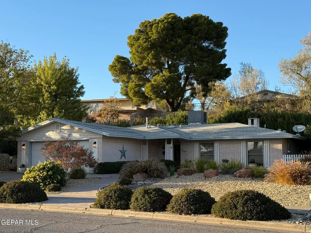 6316 Monarch Drive, El Paso, TX 79912 - Image #1