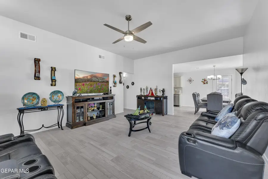 13074 Cleethorpes Street, El Paso, TX 79928 - Image #2