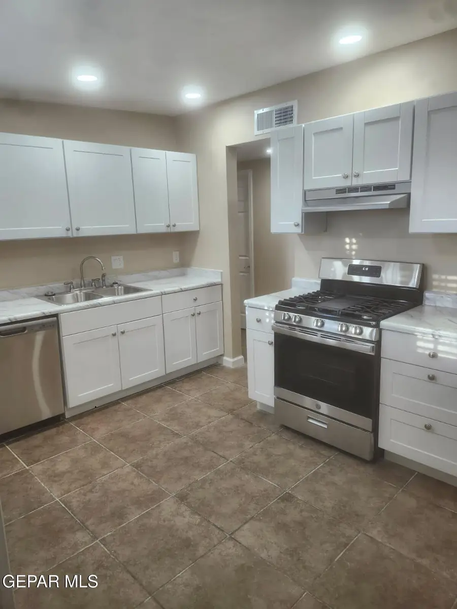 6227 Algonquin Road, El Paso, TX 79905 - Image #3