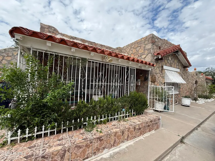 251 S Collingsworth Street, El Paso, TX 79905 - Image #3