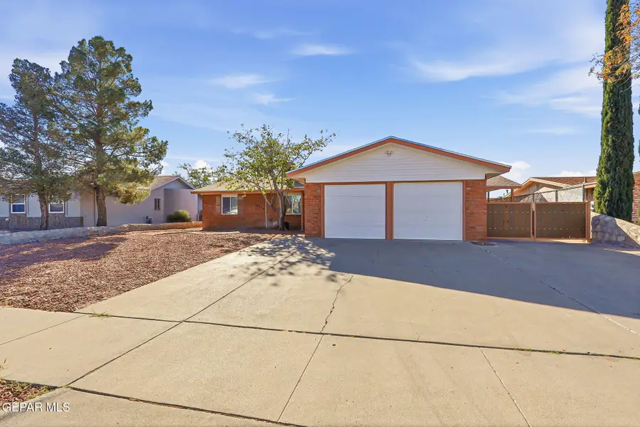 10716 Tony Jacklin Drive, El Paso, TX 79935 - Image #2