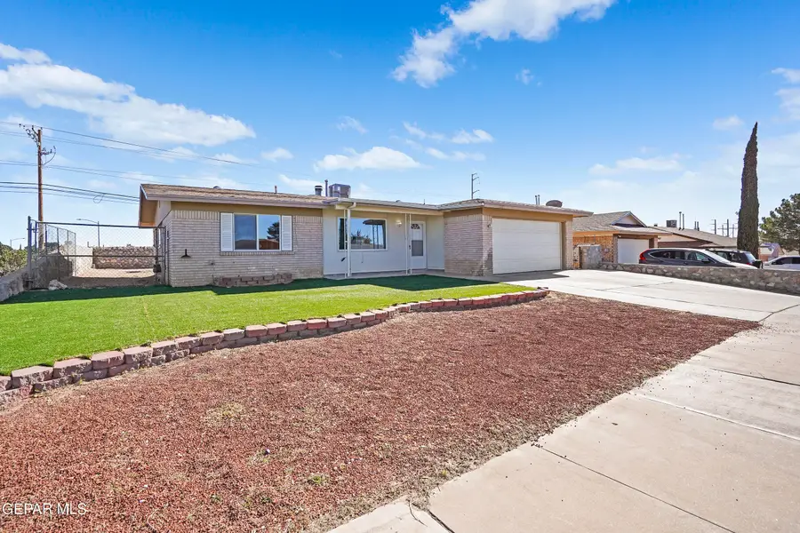 1578 Dale Douglas Drive E, El Paso, TX 79936 - Image #2