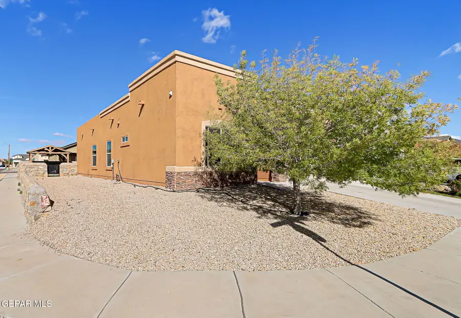 14645 Rockbridge Avenue, El Paso, TX 79938 - Image #3