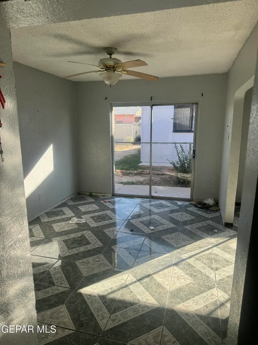 632 Southside Road, El Paso, TX 79907 - Image #3