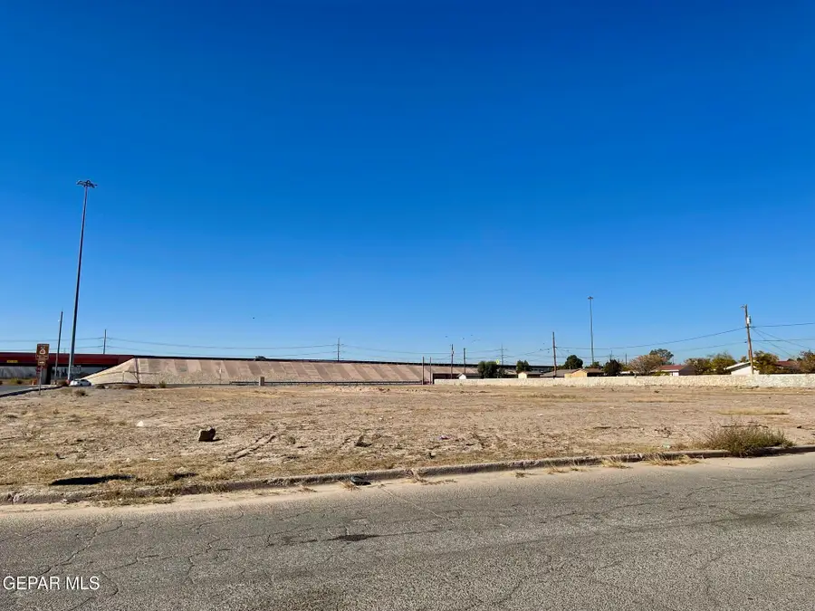 371 Padres Drive, El Paso, TX 79907 - Image #3