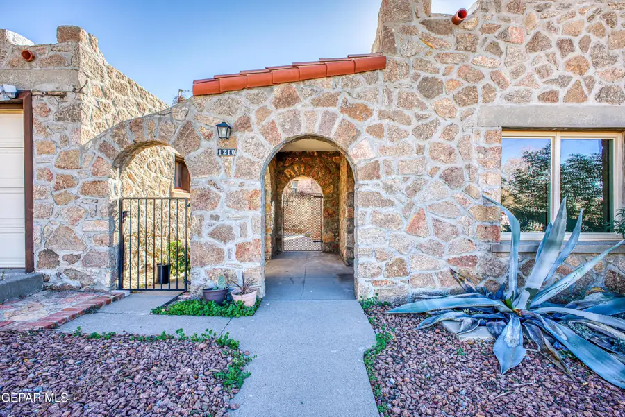 1210 Mesita Drive, El Paso, TX 79902 - #2