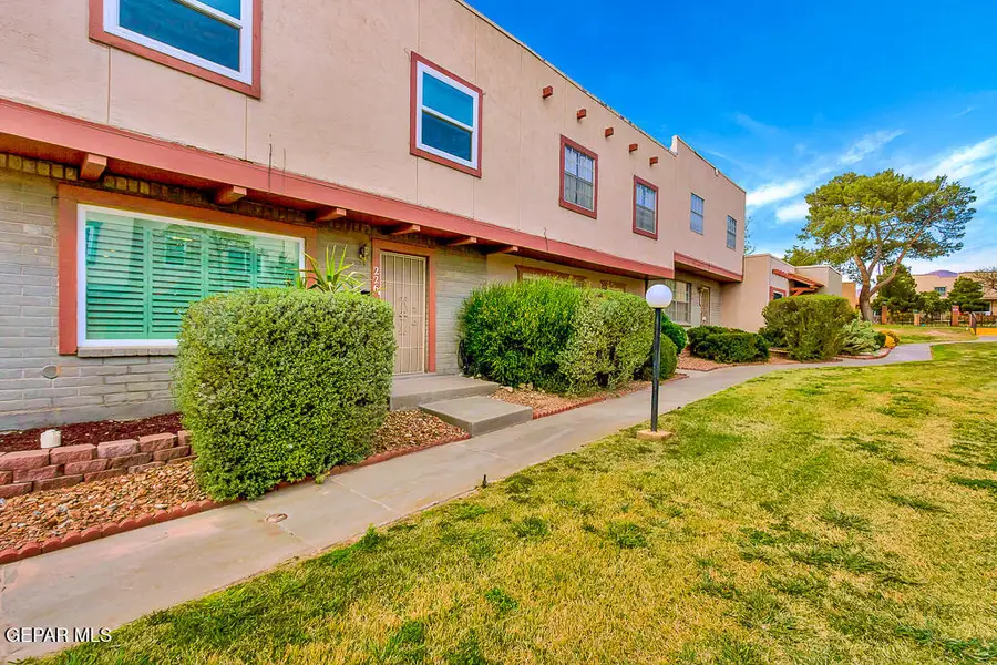 226 Paso Noble Drive, El Paso, TX 79912 - Image #2