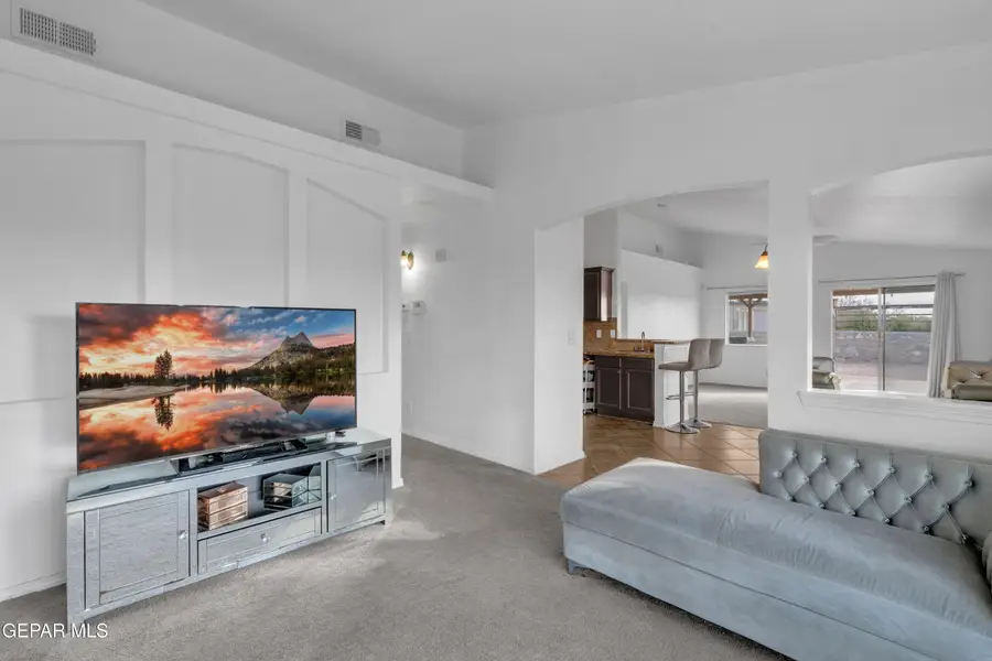 14300 Desert Orchid Drive, Horizon City, TX 79928 - Image #3