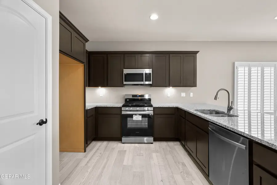 15232 Endurance Avenue, El Paso, TX 79938 - Image #3