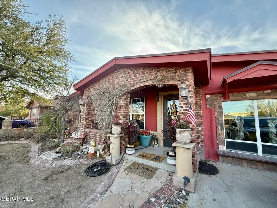 342 Barrel Cactus Drive, Horizon City, TX 79928 - Image #3