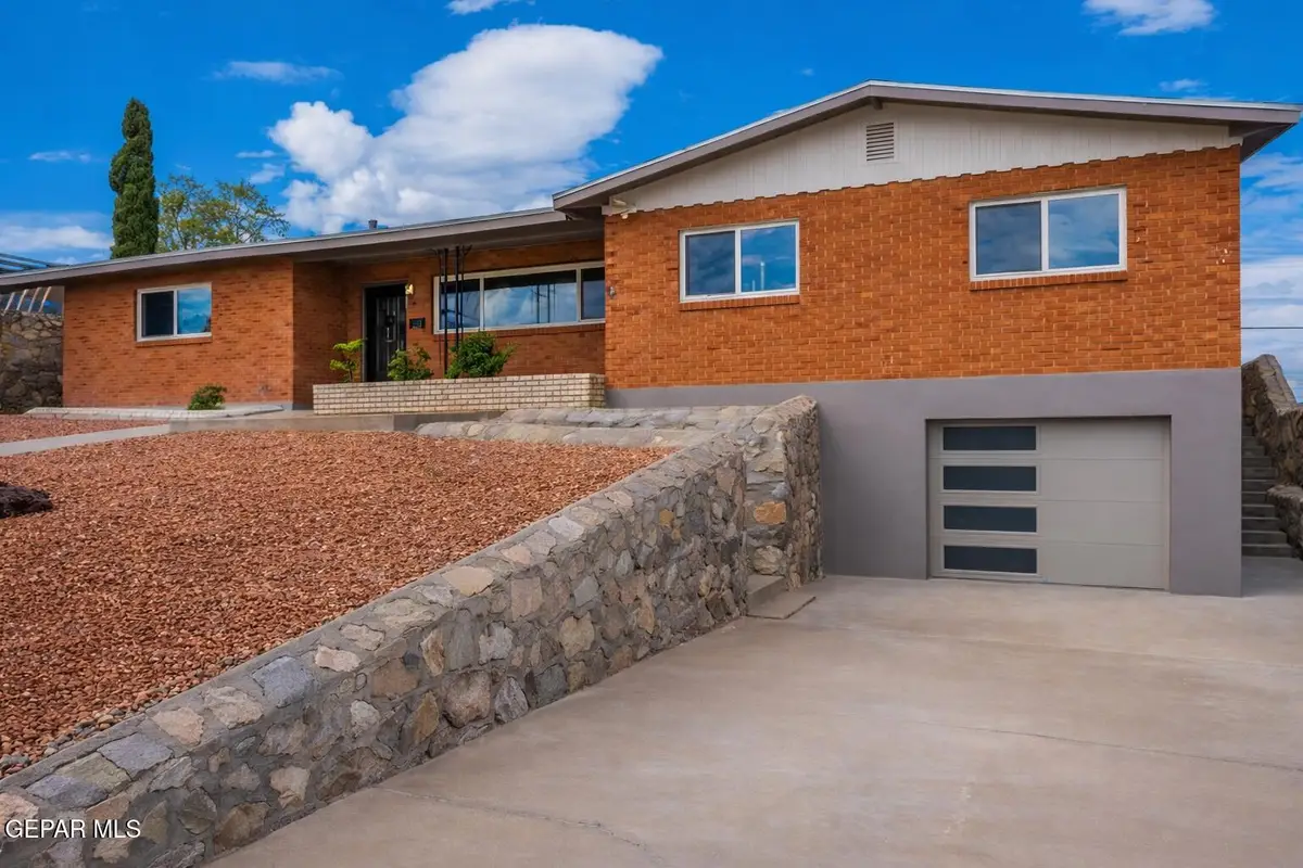 3405 Volcanic Avenue, El Paso, TX 79904 - Image #1
