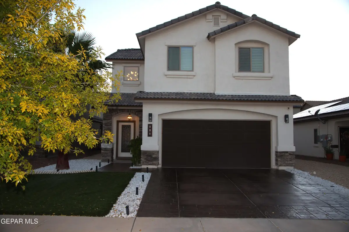 801 Oxfordshire Street, El Paso, TX 79928 - Image #1