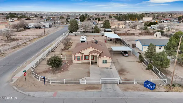 11701 Flor Del Rio Street, Socorro, TX 79927