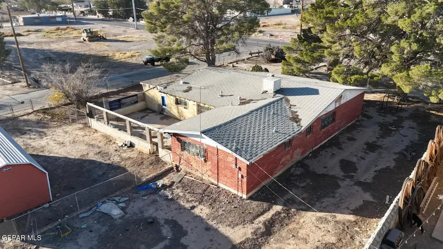 10391 Socorro Road, Socorro, TX 79927 - Image #2