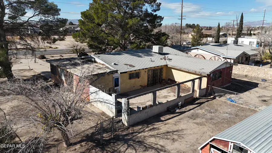 10391 Socorro Road, Socorro, TX 79927 - Image #3