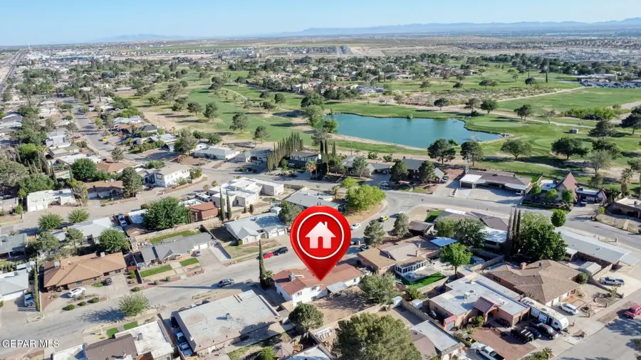 3705 Roslyn Drive, Horizon City, TX 79928 - Image #2