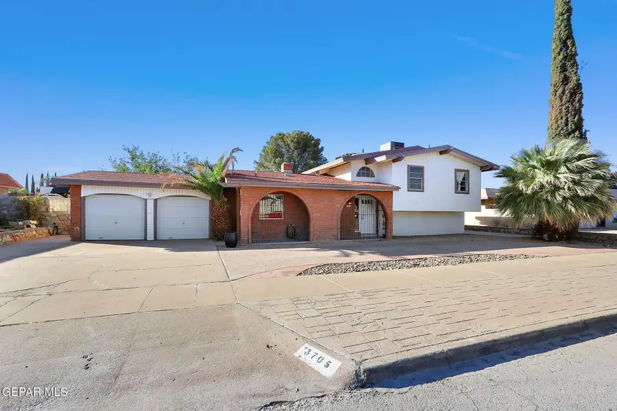 3705 Roslyn Drive, Horizon City, TX 79928 - Image #3