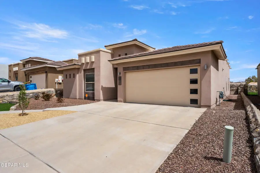 236 S Manzanita Drive, El Paso, TX 79928 - Image #3