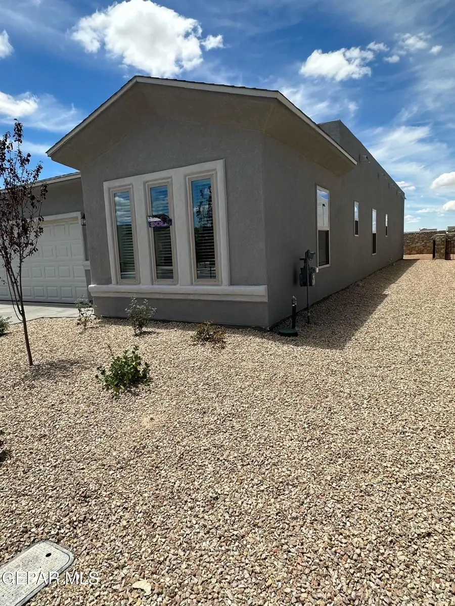 12820 Kingsbury Avenue, El Paso, TX 79928 - Image #3