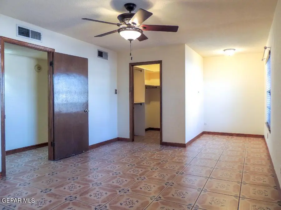 1067 Esplanada Circle, El Paso, TX 79932 - #3