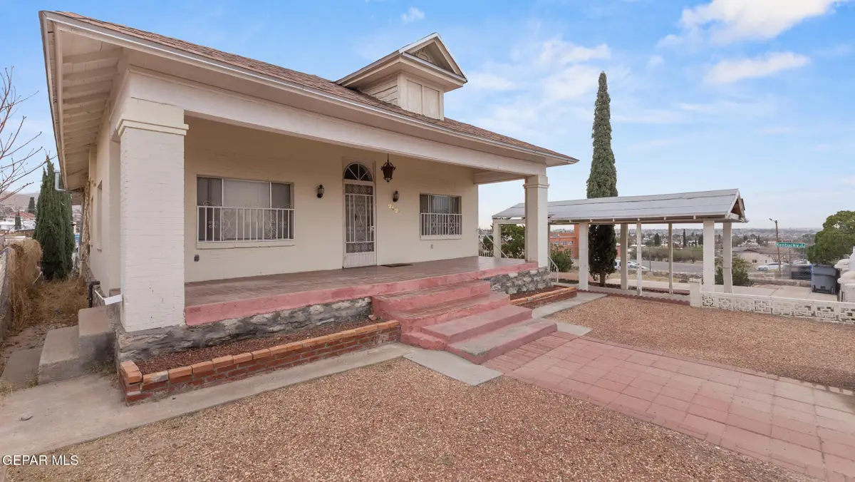2427 Gold Avenue, El Paso, TX 79930 - Image #1