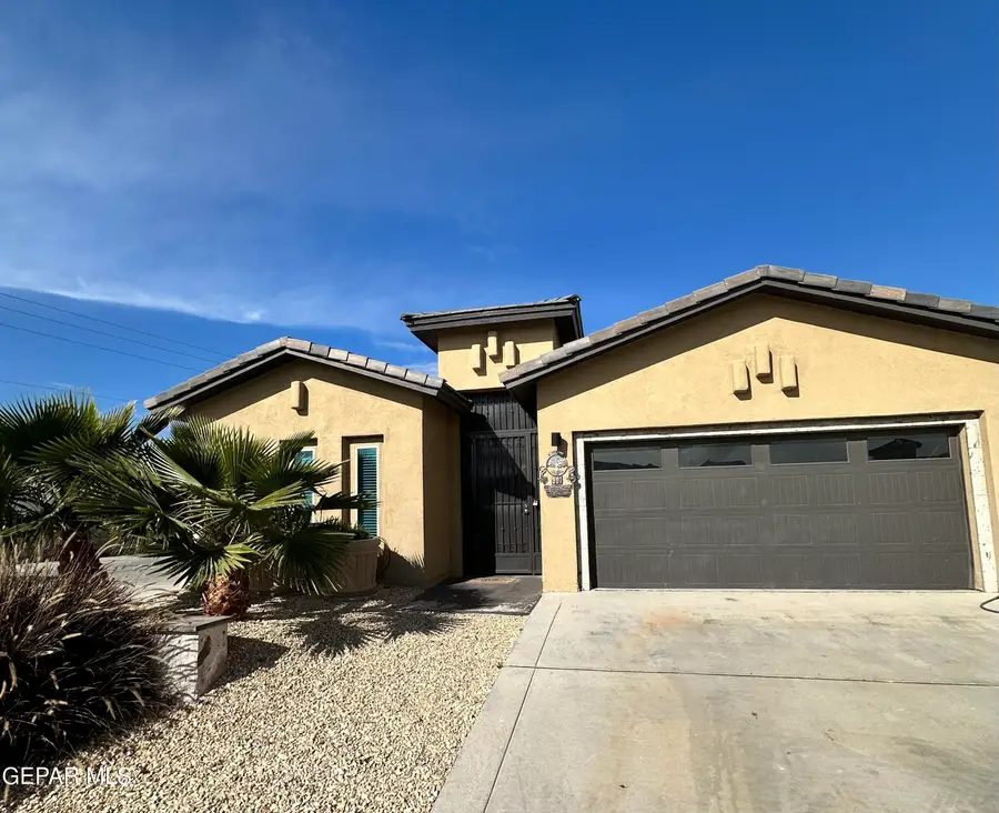 901 Desert Verbena Circle, Socorro, TX 79927 - Image #2