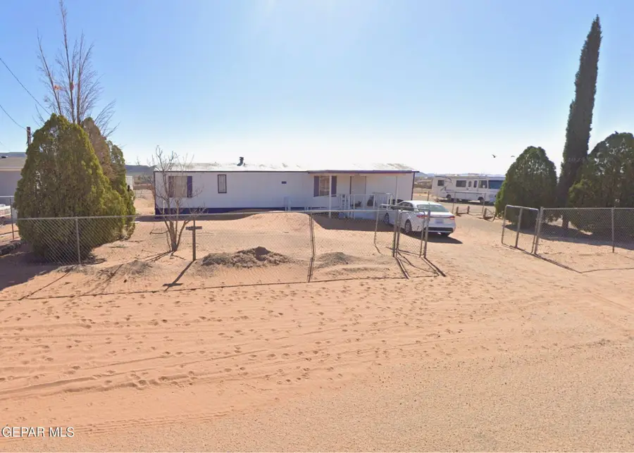 5582 Ch Hunton Street, El Paso, TX 79938 - Image #2