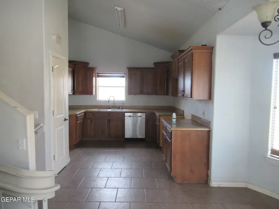 14129 Rainbow Point Drive, El Paso, TX 79938 - Image #3