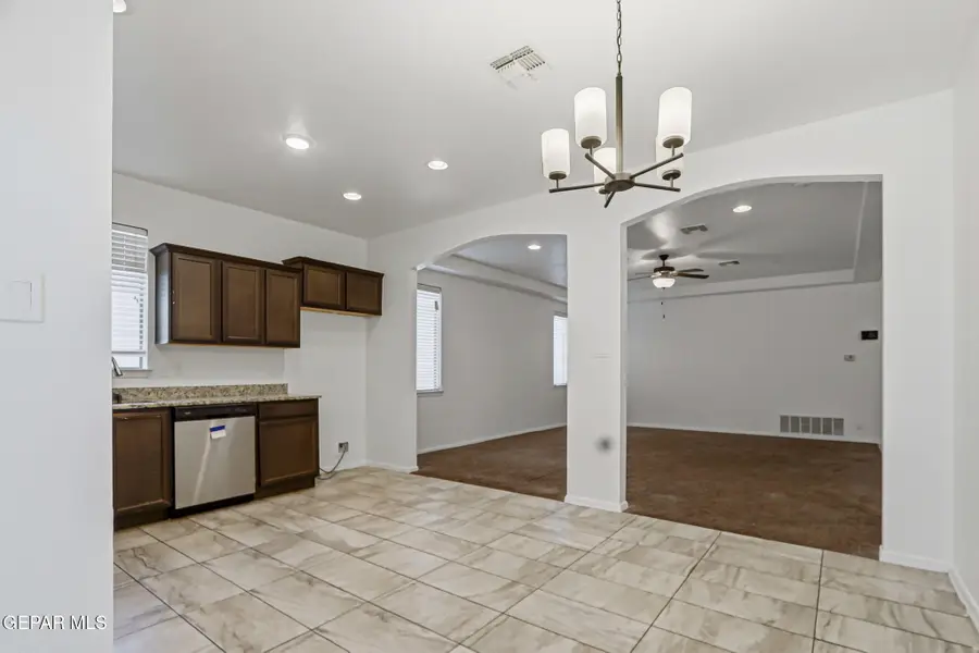 13220 Emerald Hills Street, Horizon City, TX 79928 - Image #3