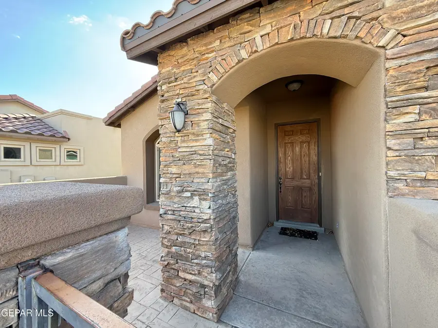 7308 Golden Sage Drive, El Paso, TX 79911 - Image #3